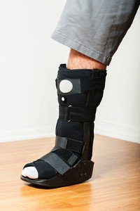 Causes and Symptoms of a Broken Foot